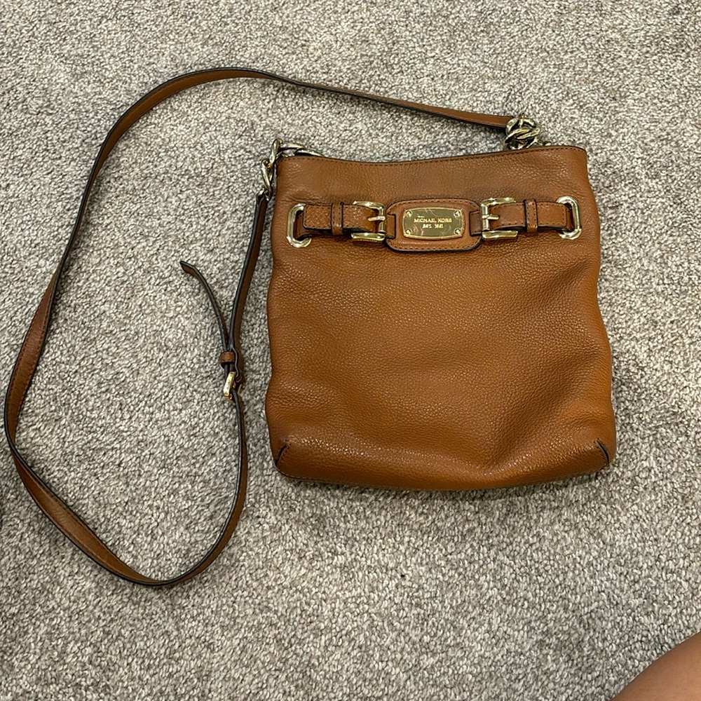 michael kors cross body